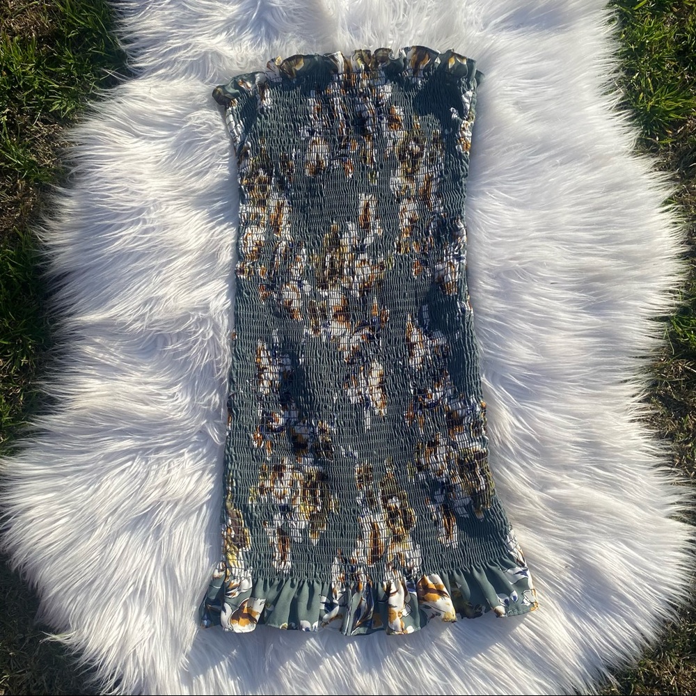Free people Floral Print Smocked Tie-Strap
Bodycon Mini Dress